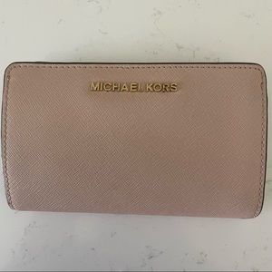 Michael Kors Jet Set Travel Slim Bifold